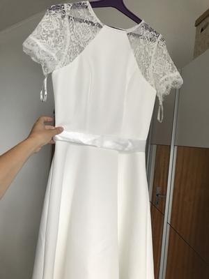 Jednoduché svadobné šaty - Obrázok č. 1