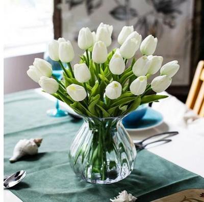 Luxusné tulipány biele - Obrázok č. 1